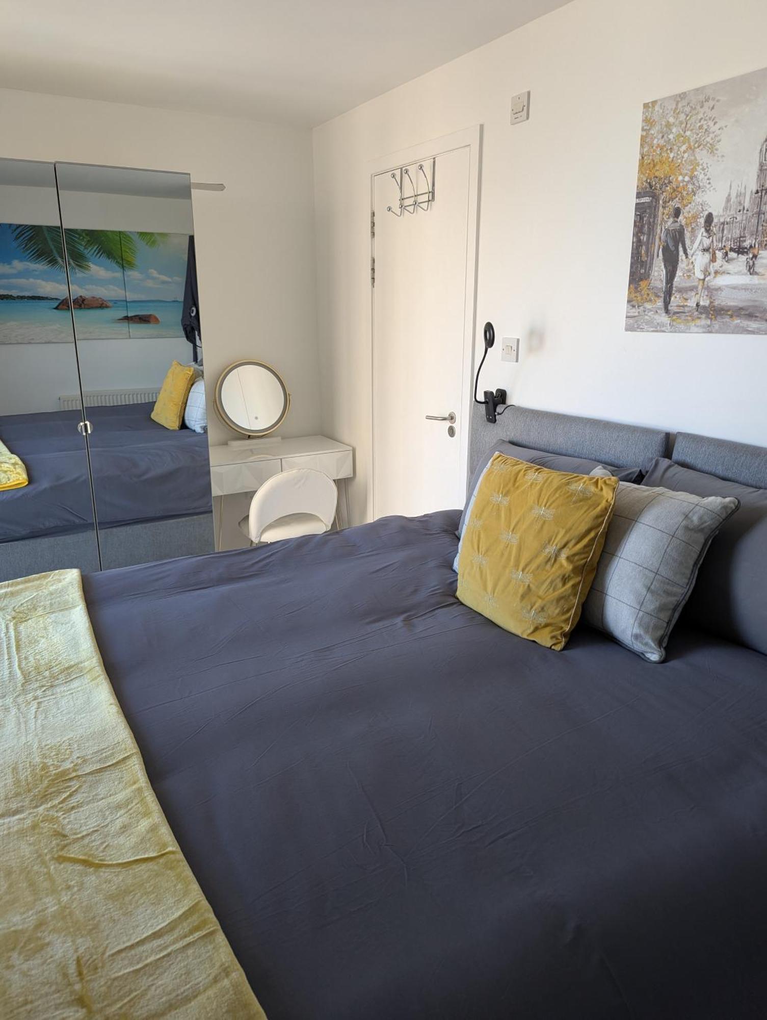 Glasgow City Centre Waterfront Apartment 외부 사진